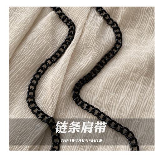 把春天背在身上吧——2020超火链条小方包「艾狄」实测种草